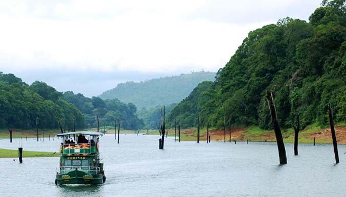 complementary-boating