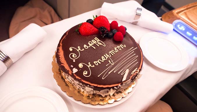 complementary-honeymoon-cake 